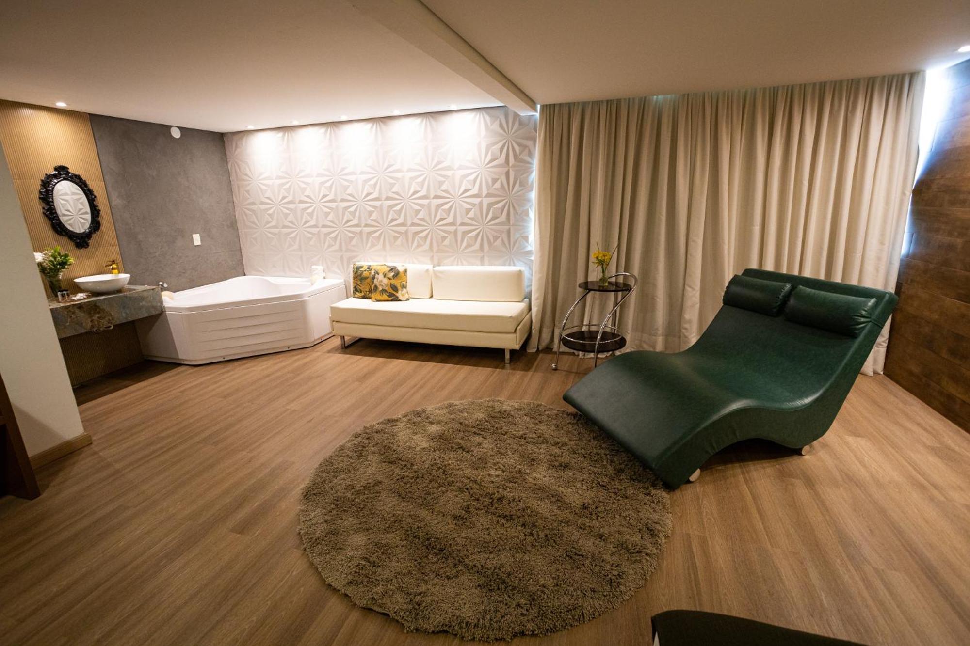 Viçosa Alfa Hotel מראה חיצוני תמונה